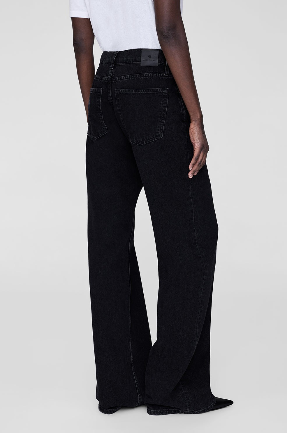 Hugh Jean 34" - Vintage Black