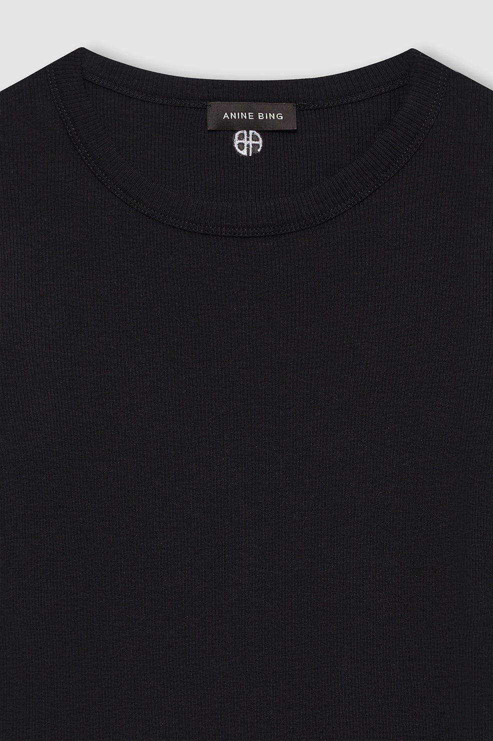Sixtine Tee Short Sleeve - Black