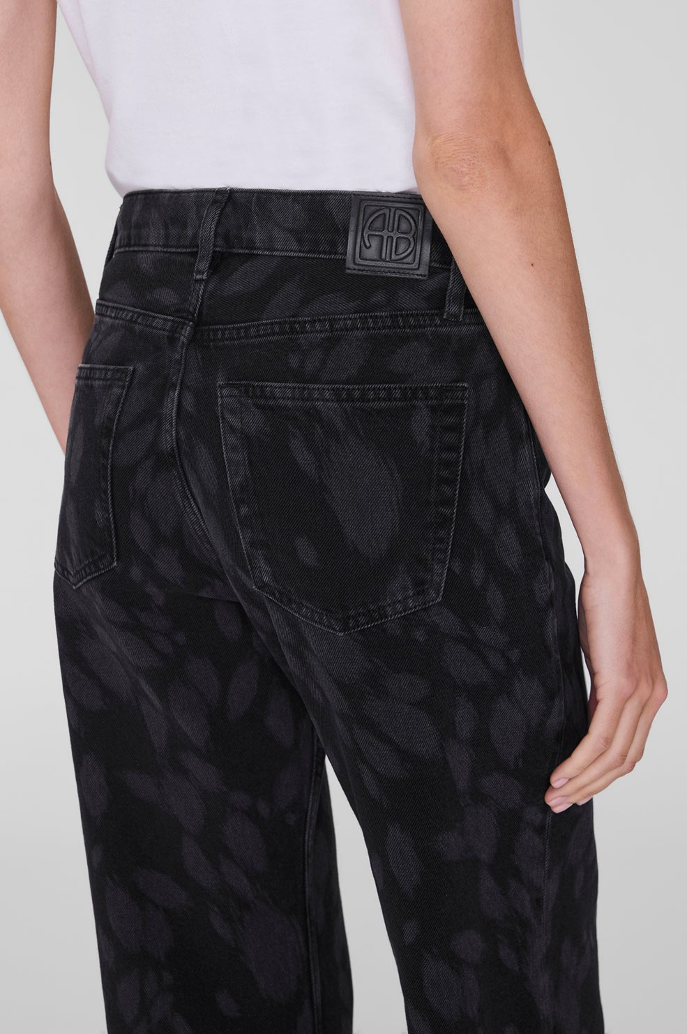 Hugh Jean 34" - Abstract Washed Black