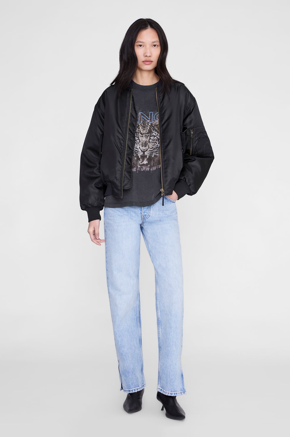 Cade Tee Leo Muse - Washed Black
