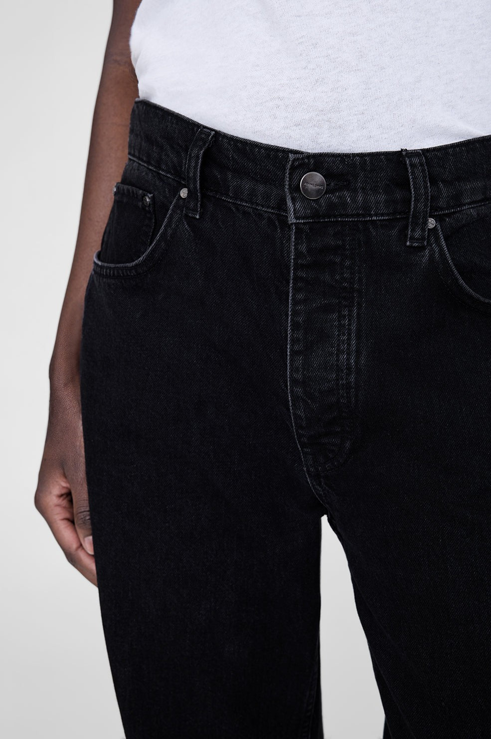 Hugh Jean 32" - Vintage Black