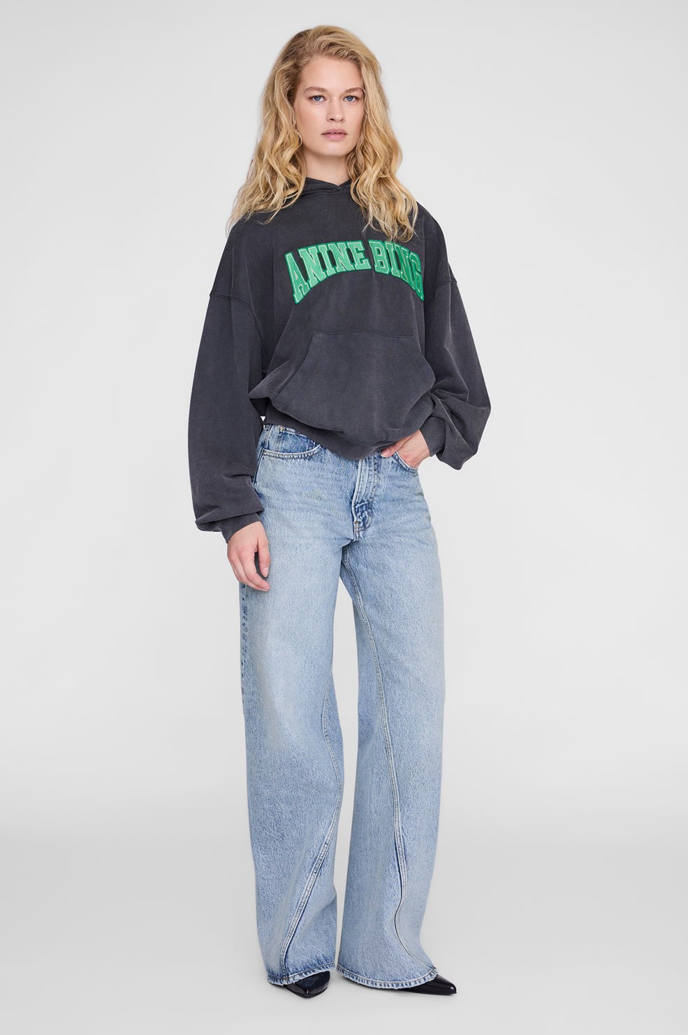 Harvey Sweatshirt - Washed Black