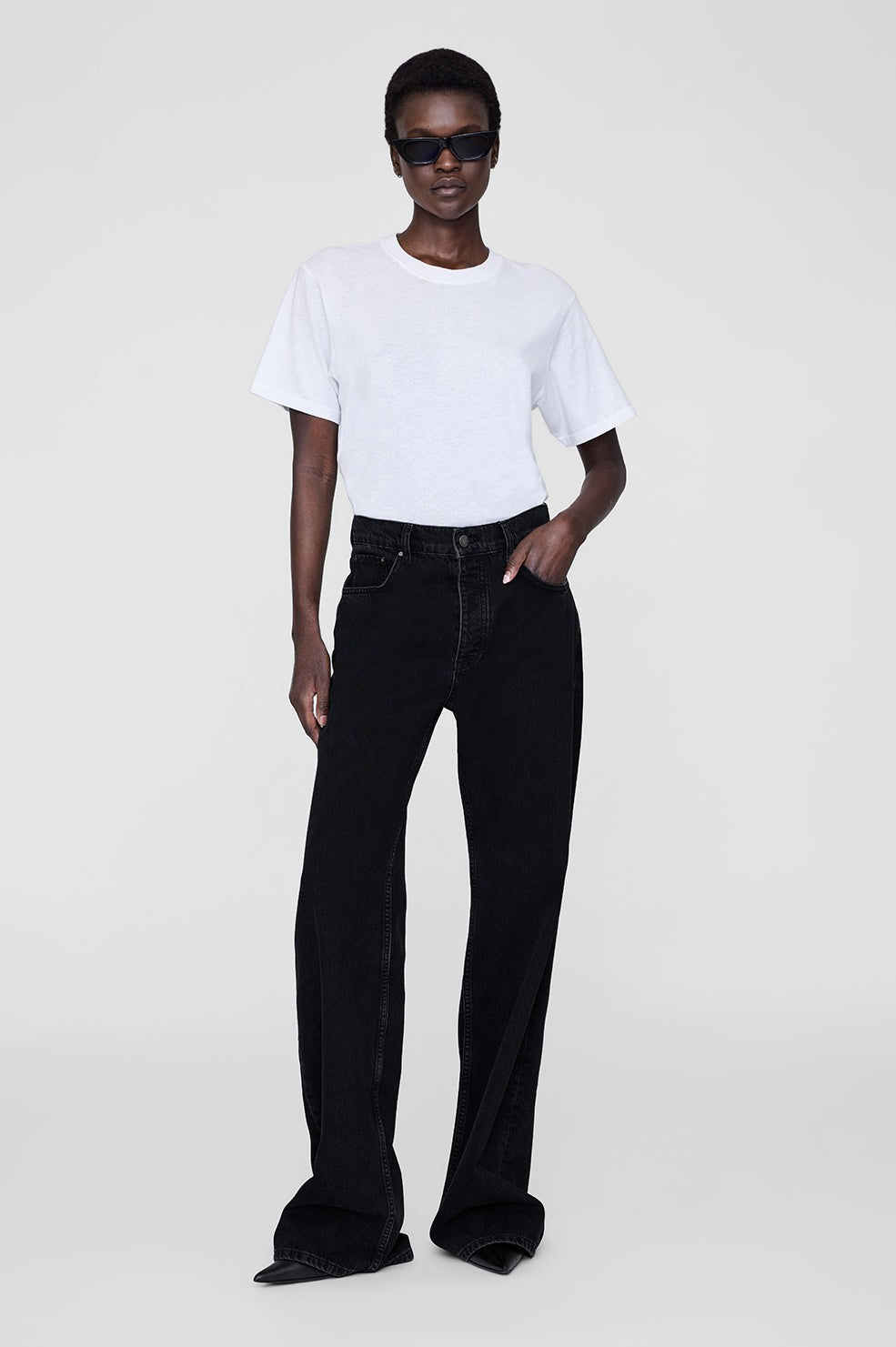Hugh Jean 32" - Vintage Black